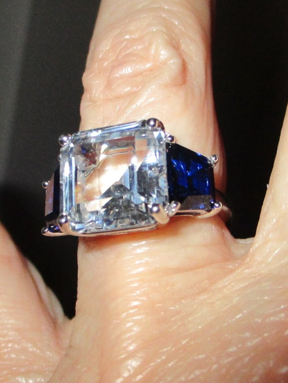 WHITE AND BLUE LAB SAPPIRE STERLING SILVER RING SIZE 8 NEW IN BOX